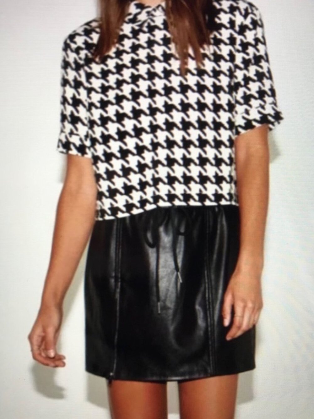 Kendall & Kylie Houndstooth Print Top